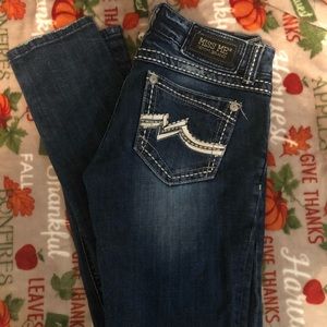 Womens Buckle Miss Me skinny jeans